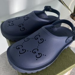 Gucci Cut Out Clogs Kids 31