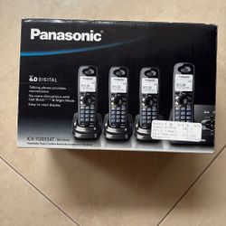 Panasonic Cordless Answering System With 4 Handsets Phone