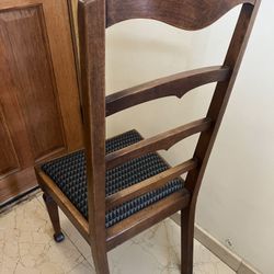 Chairs (set of 3)