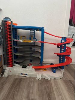 Hot Wheel Garage