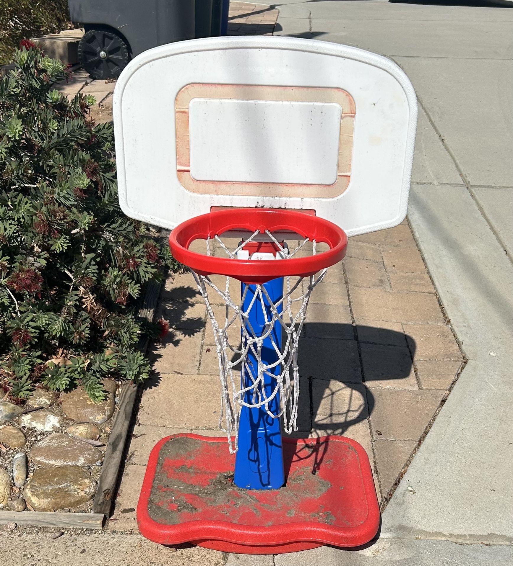 Children’s Basketball Hoop