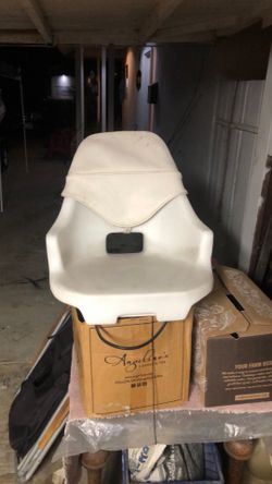 Boat seat