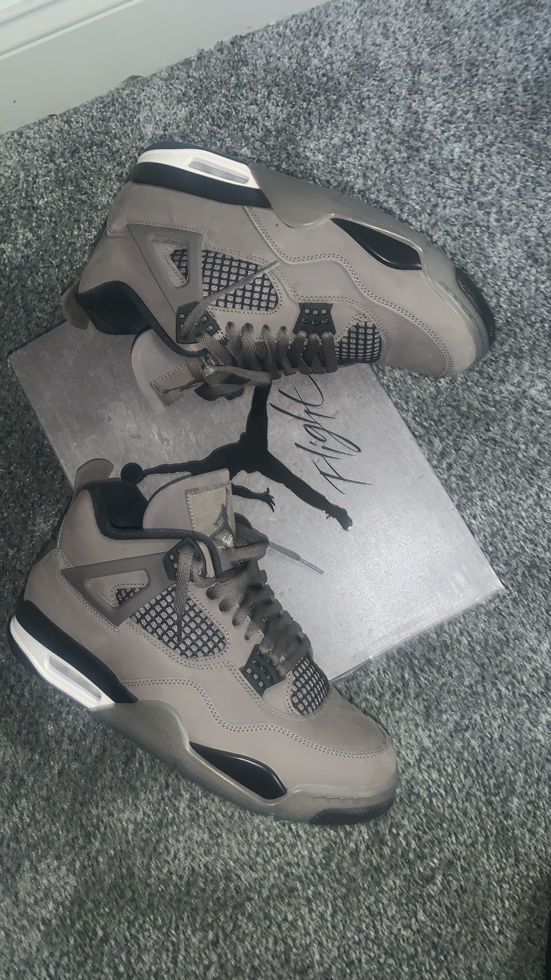 Jordan Retro 4 (cave stone) Worn Once.