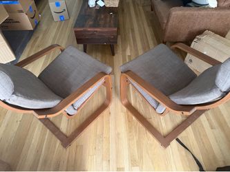 2 chairs with 1 matching foot rest