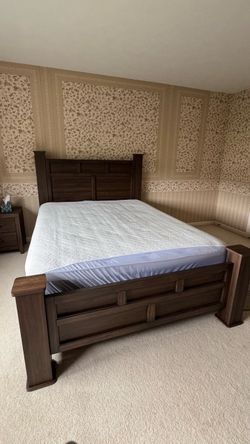 Bedroom set
