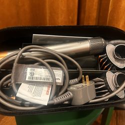 Dyson Air wrap With Carrying Case