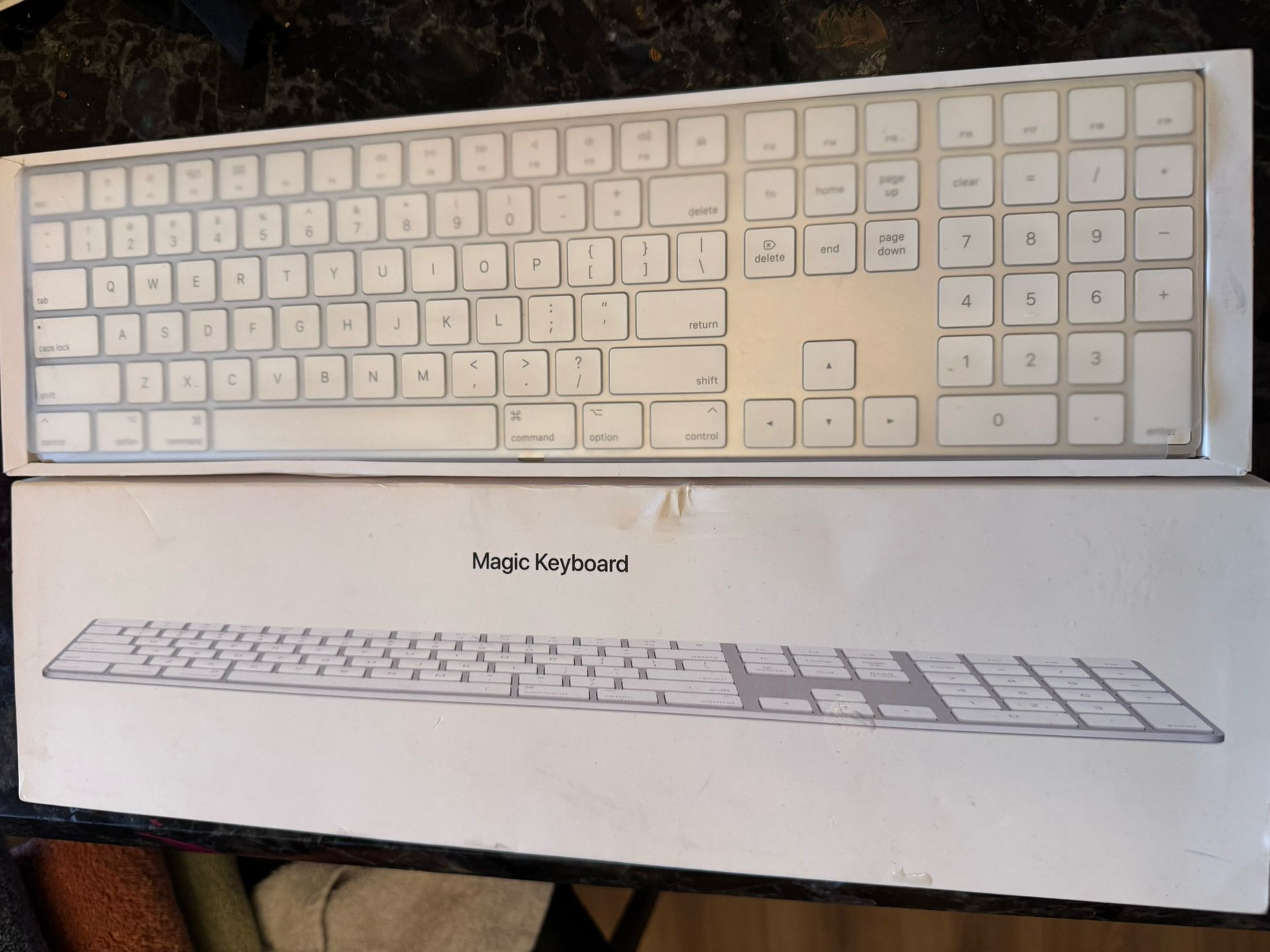 Apple Magic Keyboard Model A1843
