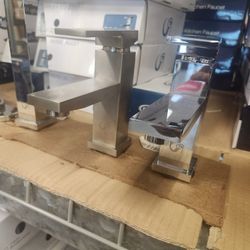 Black Friday Deal SIR Bathroom Single Hole Faucet Nickel Or Chrome