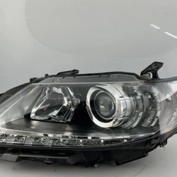 OEM | 2013 - 2015 Lexus ES350 ES300h Xenon HID Headlight (Left/Driver)