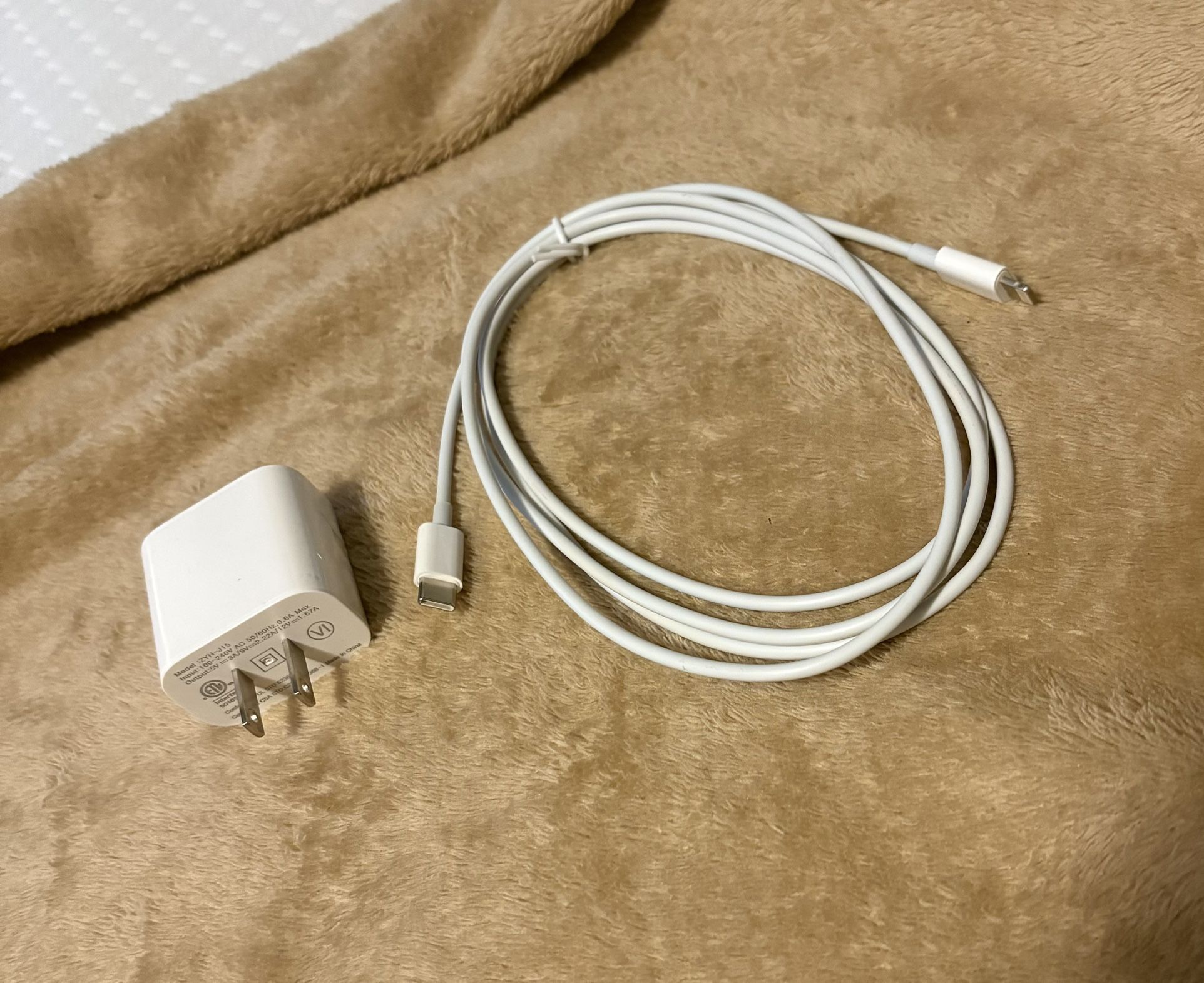 Brand New iPhone Lighting Cable Charger - Usbc To Lighting