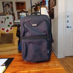 Vtg. Forecast Black Small Carry Over Luggage22"Tall X 15" Wide.  