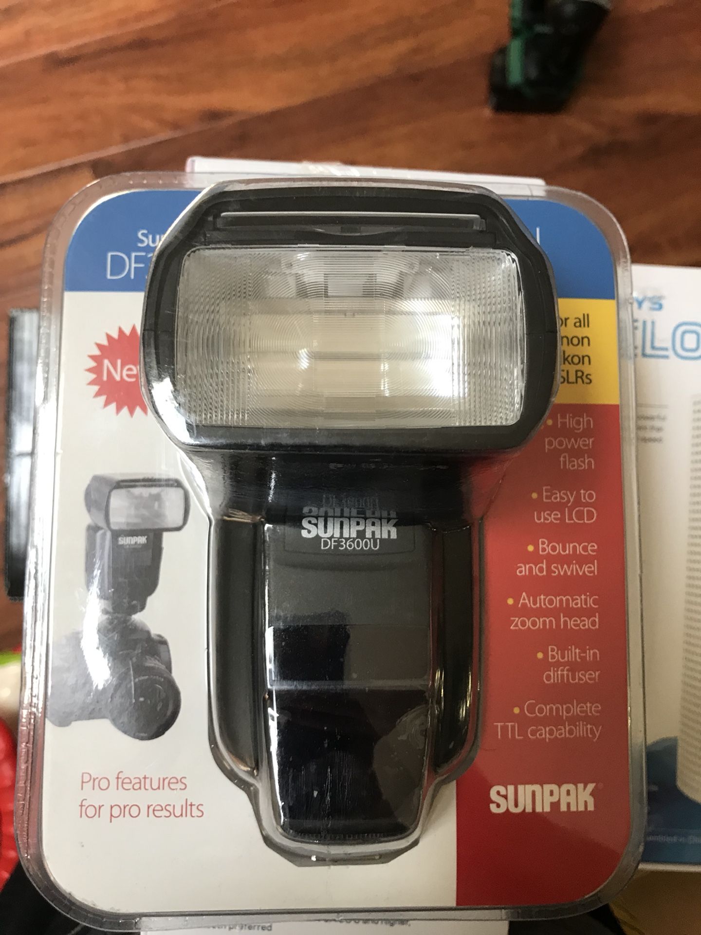 Canon Nikon SunPak DF3600U flash