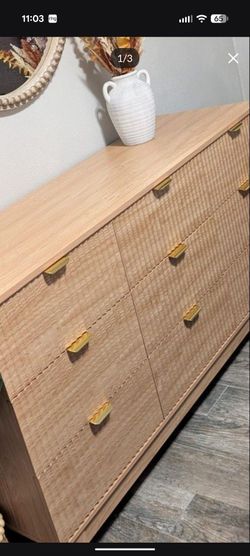 9 Drawer Dresser for Bedroom, 57'' Wide Fluted Dresser & Chest of Drawers with Gold Handles