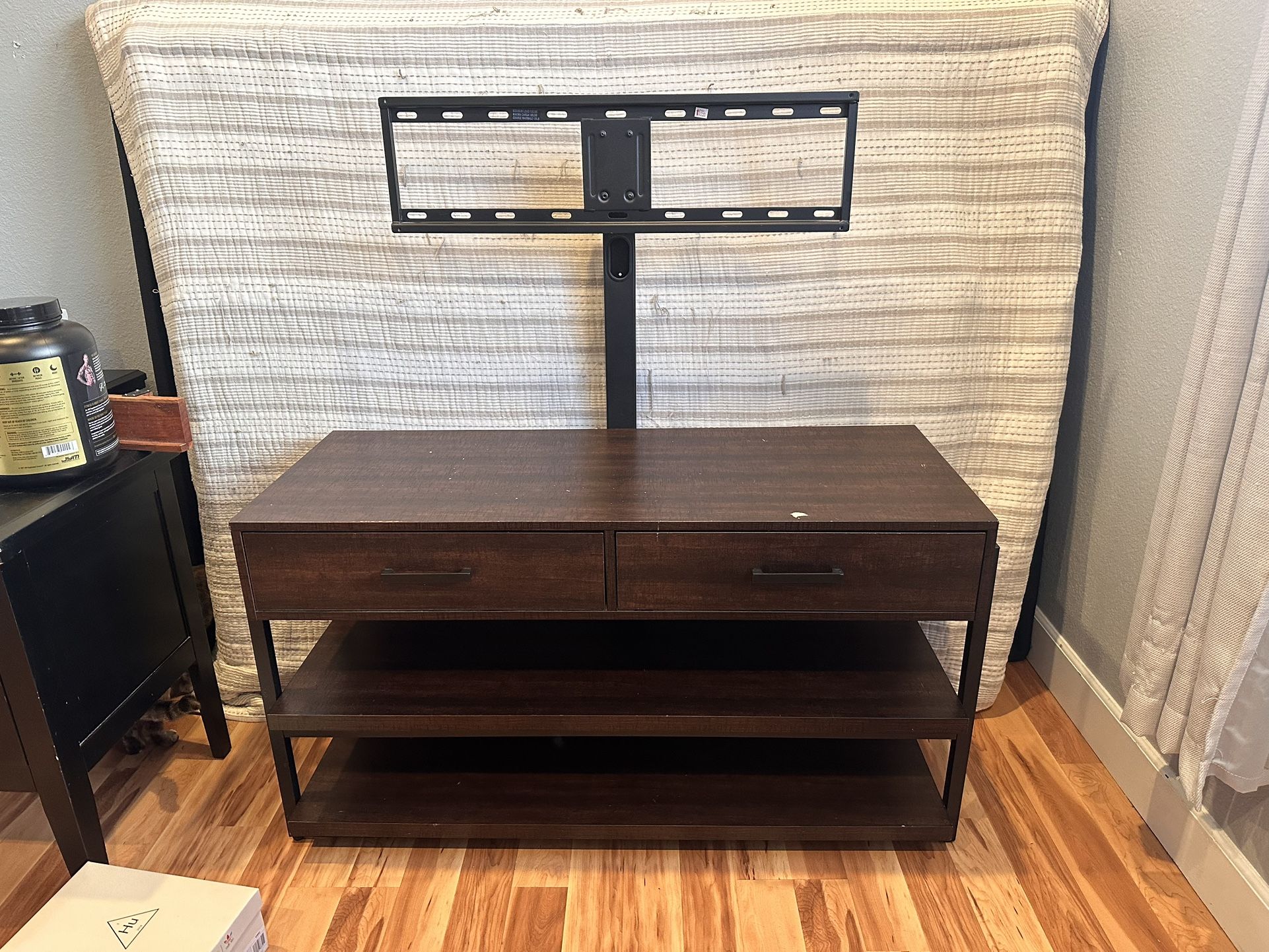 TV Stand & Mount
