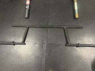 Rogue Camber Squat Bar