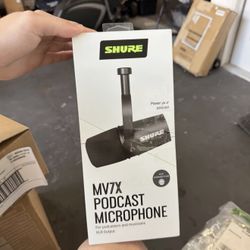 SHURE MV7X PODCAST MICROPHONE