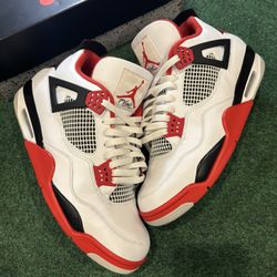 JORDAN 4 FIRE RED SIZE 13