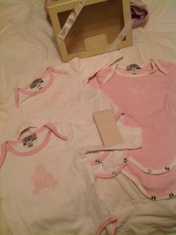 Baby body suit