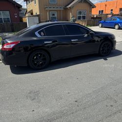 2011 Nissan Maxima