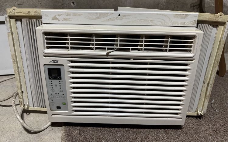 Working Air Conditioners - No Damage - Pick Up Only
