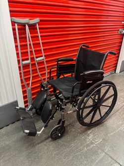Silla de ruedas / Wheelchair