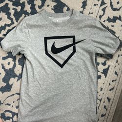 2 Nike grey drifit Tshirt - Size S #athleticwear #fitness