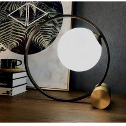 Lighting Modern Glass Globe Table Desk Lamp Round Nightstand Lamp with Metal Base Brass Finished Reading Light for Bedroom Bedside Office Living Room