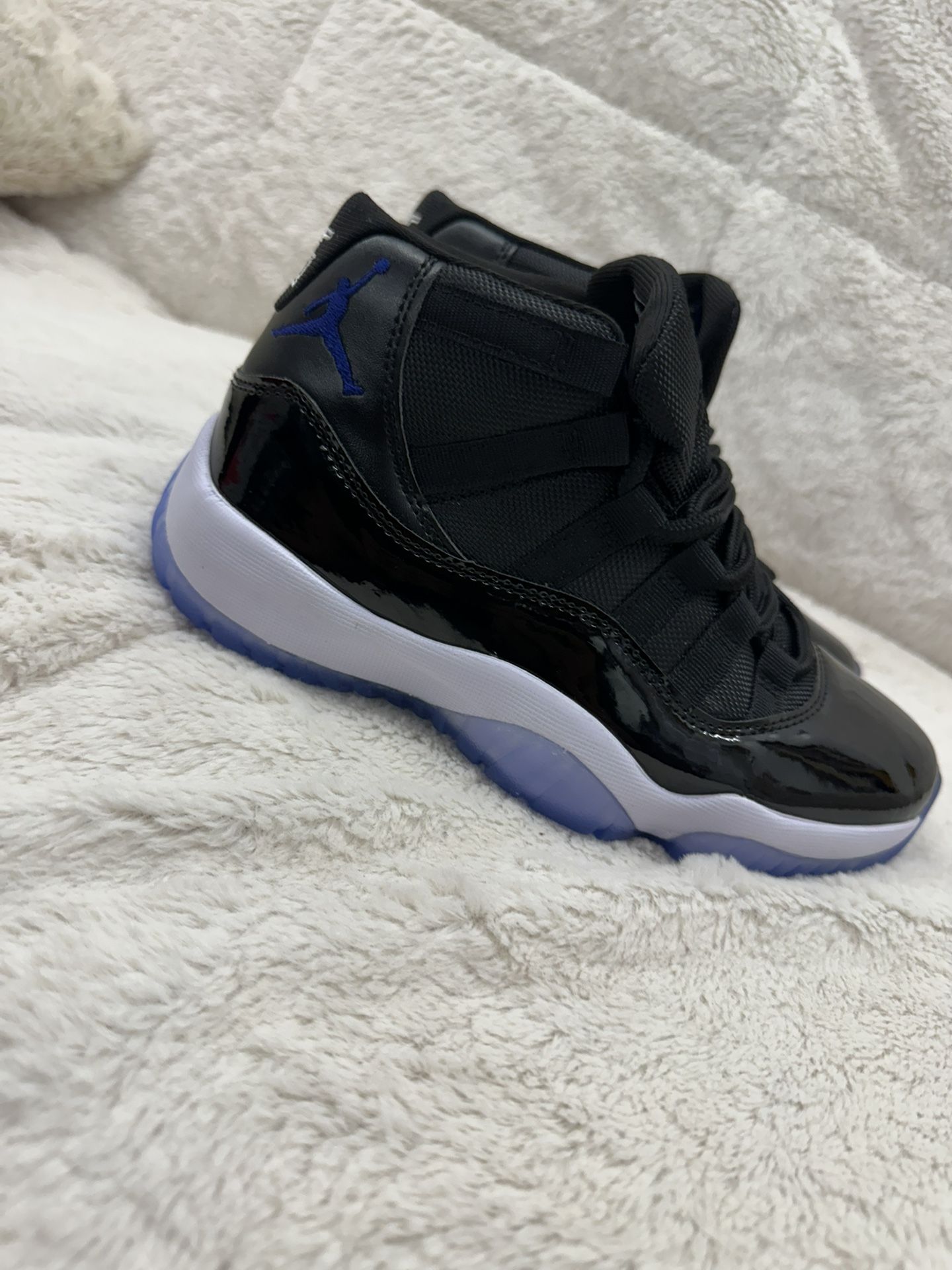 Jordan 11 Space Jam