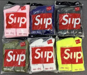 SUPREME SOCKS