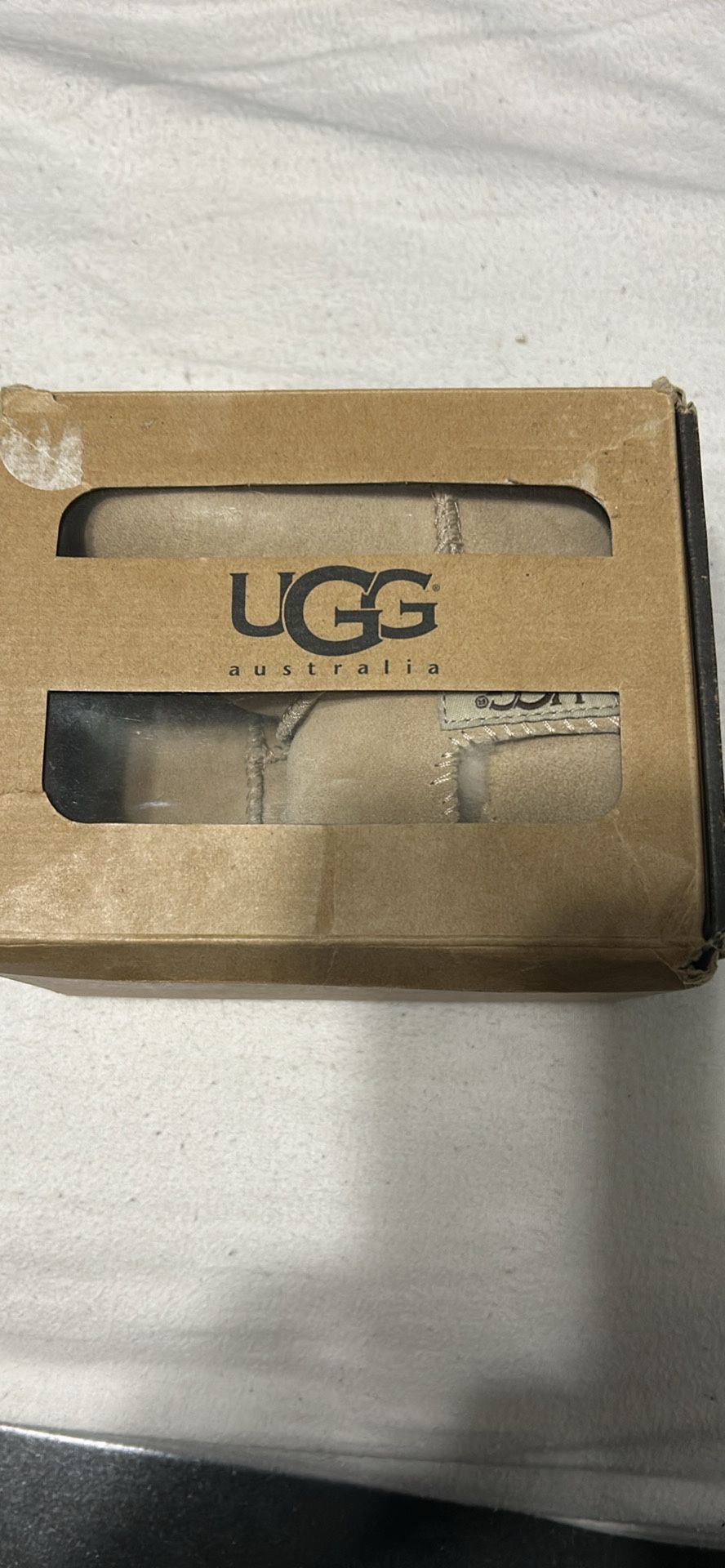 UGG BOOTS