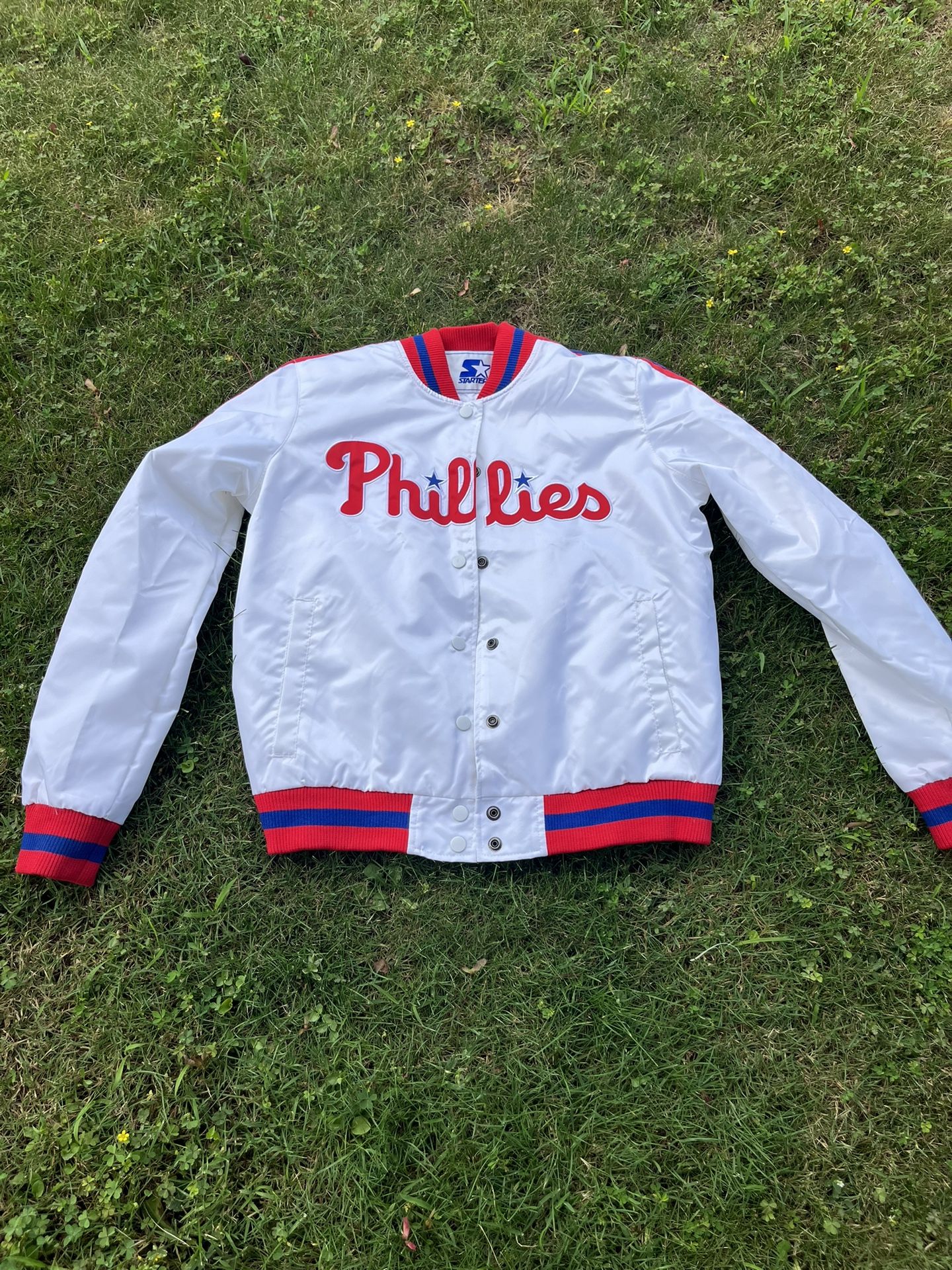 Women’s Philadelphia Phillies starter jacket- size large- NWOT