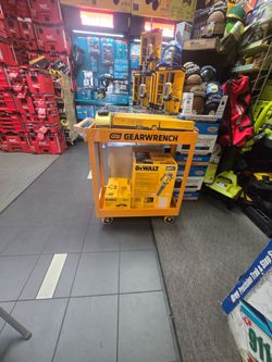 GearWrench Rolling Tool Cart