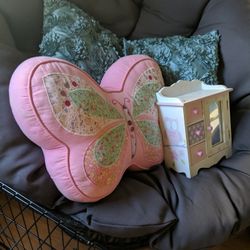 Girls Bedroom Decor