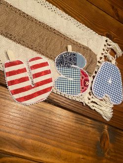 Fourth of July shirts & garlands