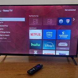TCL Roku TV 32” model 32S35OR used In Ex Cond