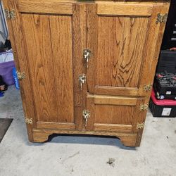  Vintage Freezer / Refrigerator Antique 