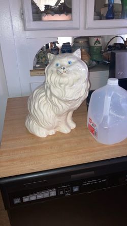 Vintage Ceramic Cat Statue 
