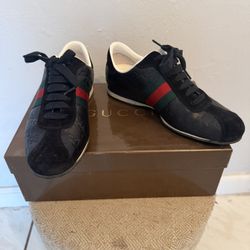 Gucci Coco Sneakers – Black Guccissima Leather 