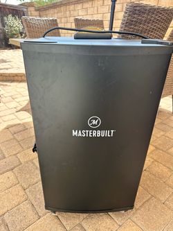 Masterbuilt Digital Smoker