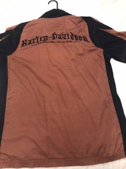 Women’s Harley Davidson shirt
