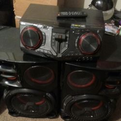 LG Bluetooth Stereo
