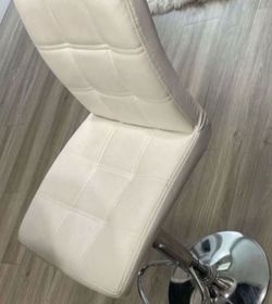 Barstool White