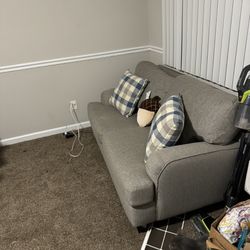 Badcock Loveseat 