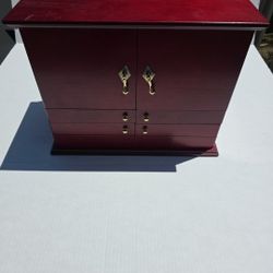 Lori Greiner For Your Ease Only Four Tier  Jewelry Box Has Some Scratch On It