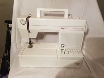 Pfaff HobbyMatic Dual Feed Seeing Machine W/ Accessories Tested Working