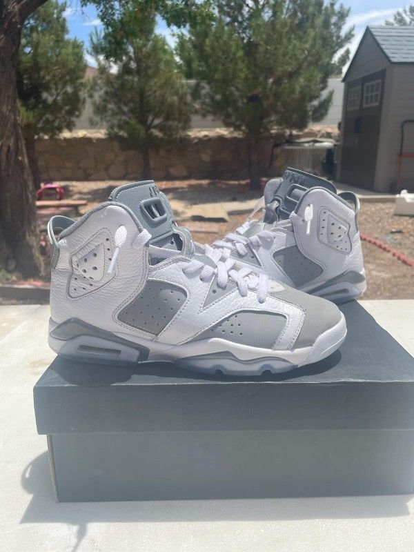Jordan 6 Cool Grey Size 6.5y