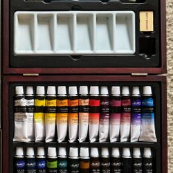 24-Color Oil Painting Set in Wooden Box