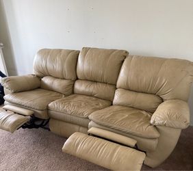Recliner sofa