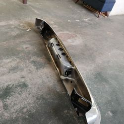 Rear Chrome Bumper- Dodge Ram. 1500/2500/3500 (2002-2008)  Heavy-duty Version With Internal Reinforcement For Towing.  In Very Good Condition. 
