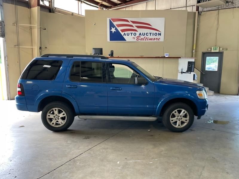 2010 Ford Explorer